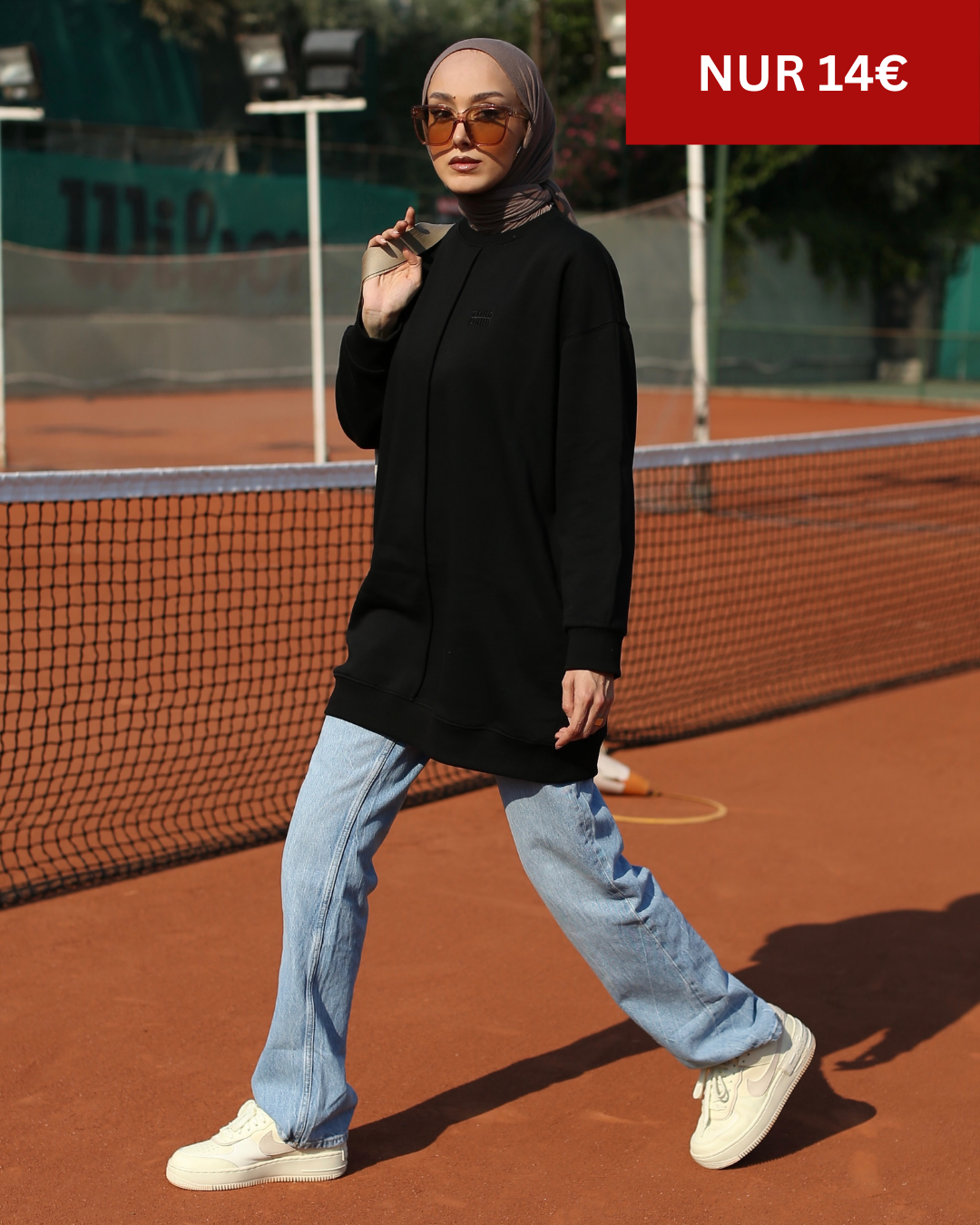 PLEATED SWEATER