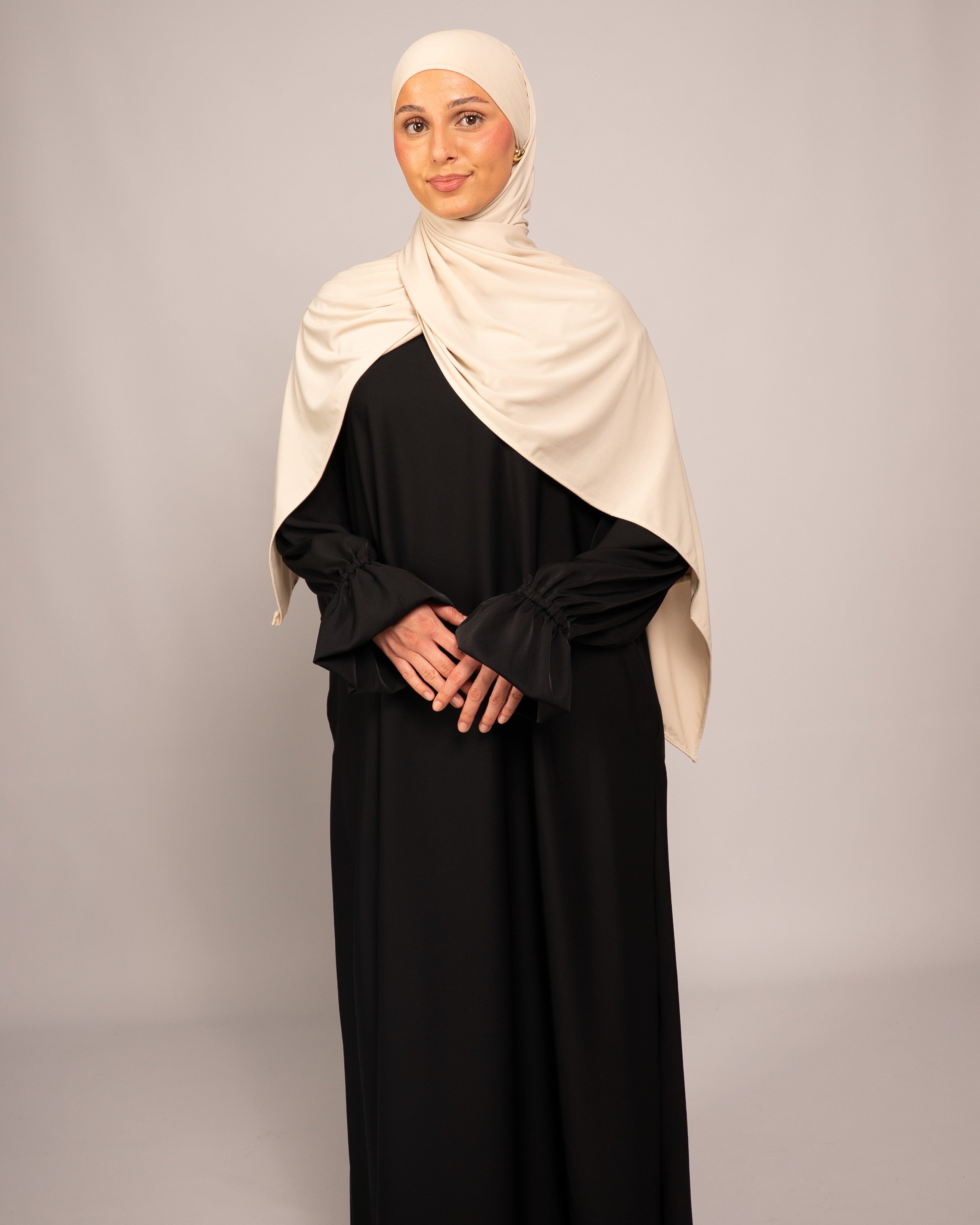 AMIRA ABAYA