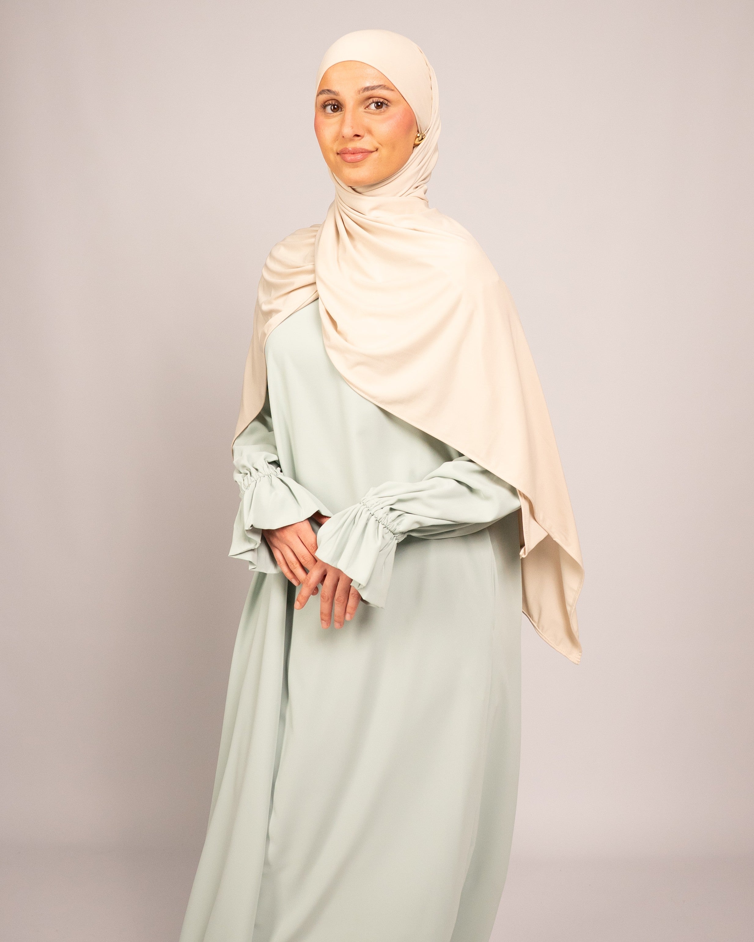 AMIRA ABAYA