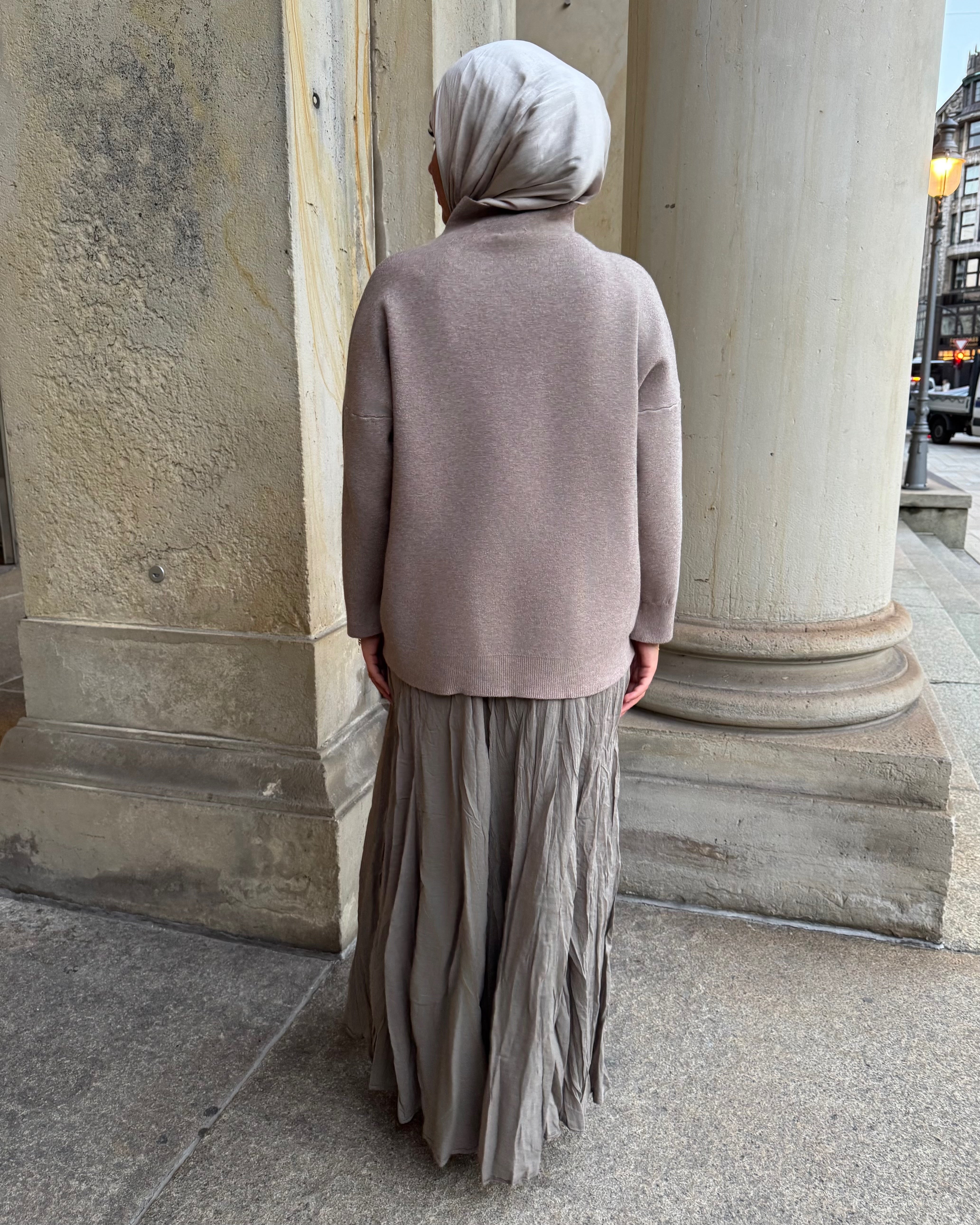 SET SWEATER+CRINKLESKIRT