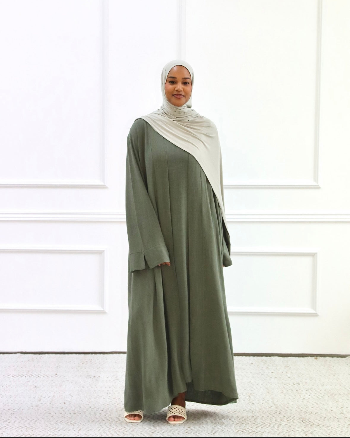 LAYAL LINEN ABAYA SET