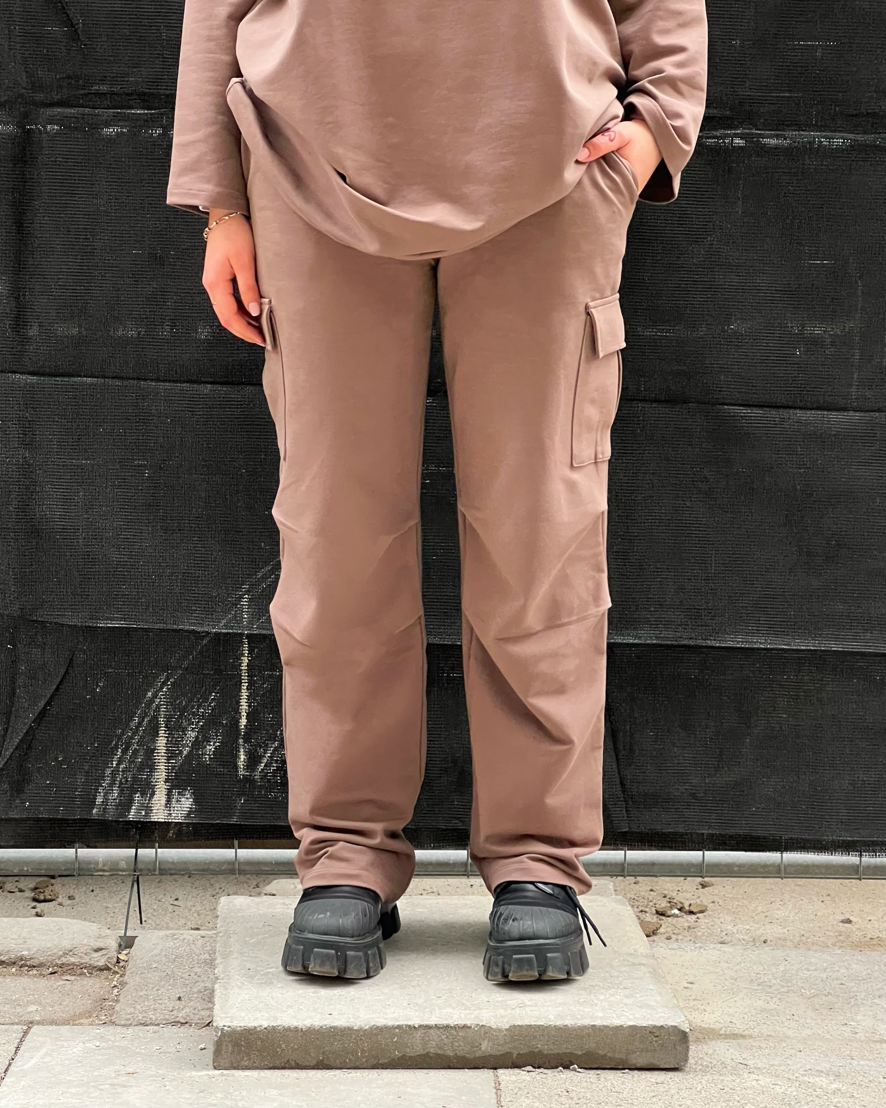 BAGGY CARGO PANTS